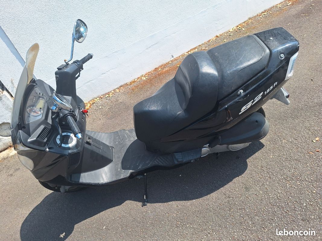 Scooter 125 (image 2)