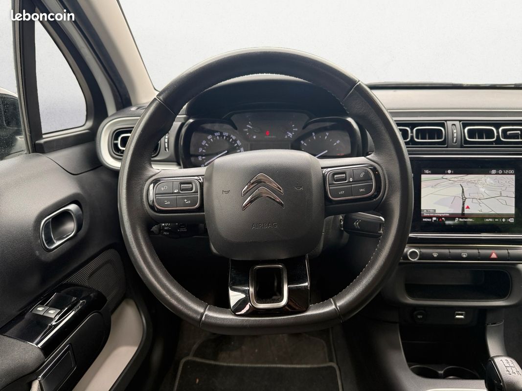 CITROEN C3 GENERATION-III 1.2L 82CH SHINE * DISTRIBUTION NEUVE * GPS * RADARS RECUL * CARPLAy (image 4)