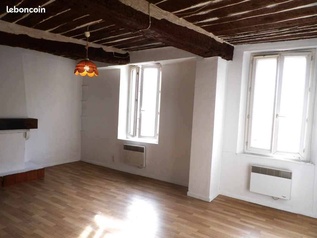 Appartement 3 pièces 60 m² · à Le Luc · 60 m² · 690 €