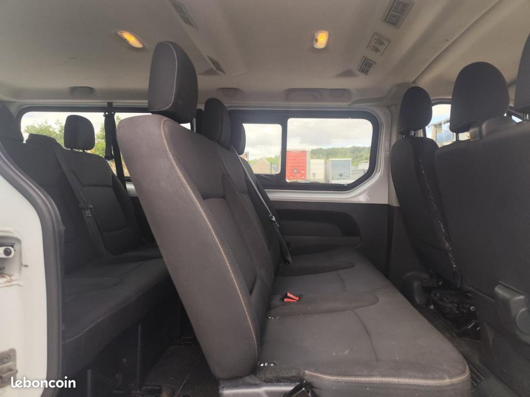 RENAULT TRAFIC Combi L2H1 1.6 dCi 125ch 9 Places (image 16)