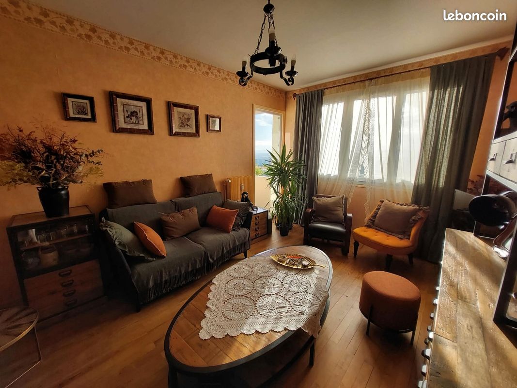 Appartement 3 pièces 59 m² · à Clermont-Ferrand · 59 m² · 120 000 €