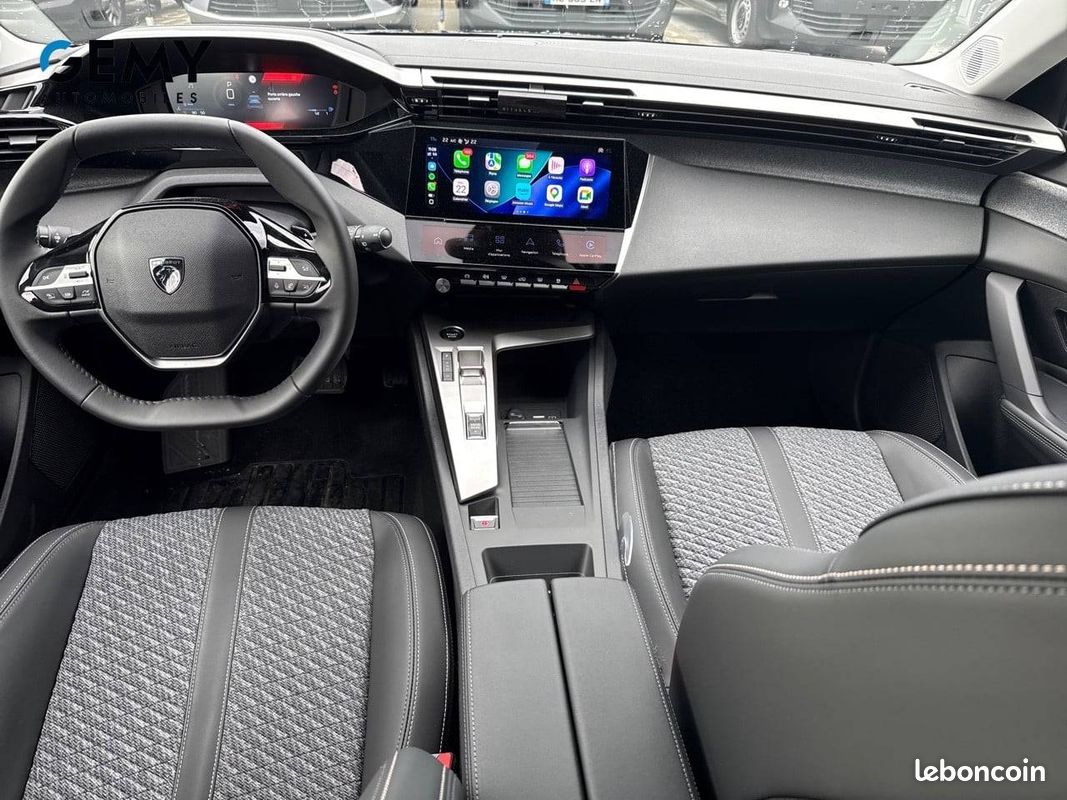 PEUGEOT 308 Hybrid 145 e-DCS6 Allure (image 8)