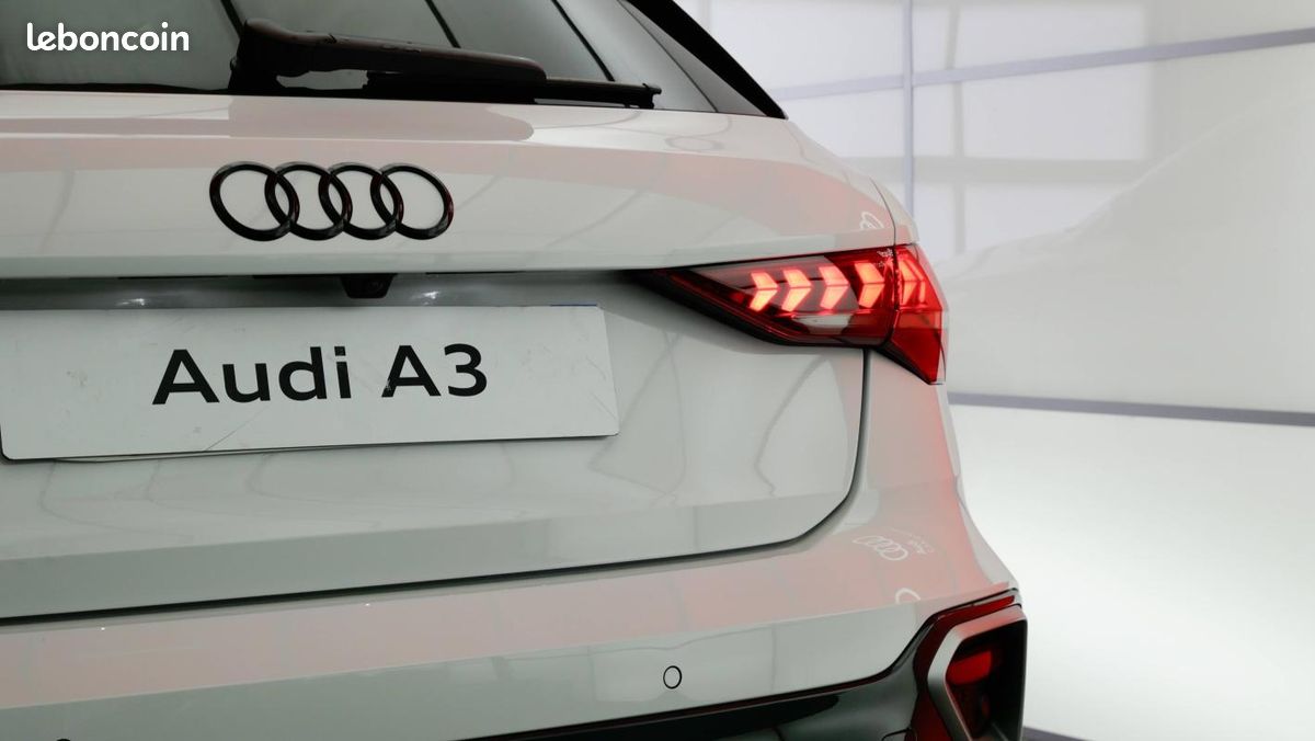 Audi A3 ALLSTREET TFSI Mild Hybrid 150 S tronic 7 Avus (image 14)