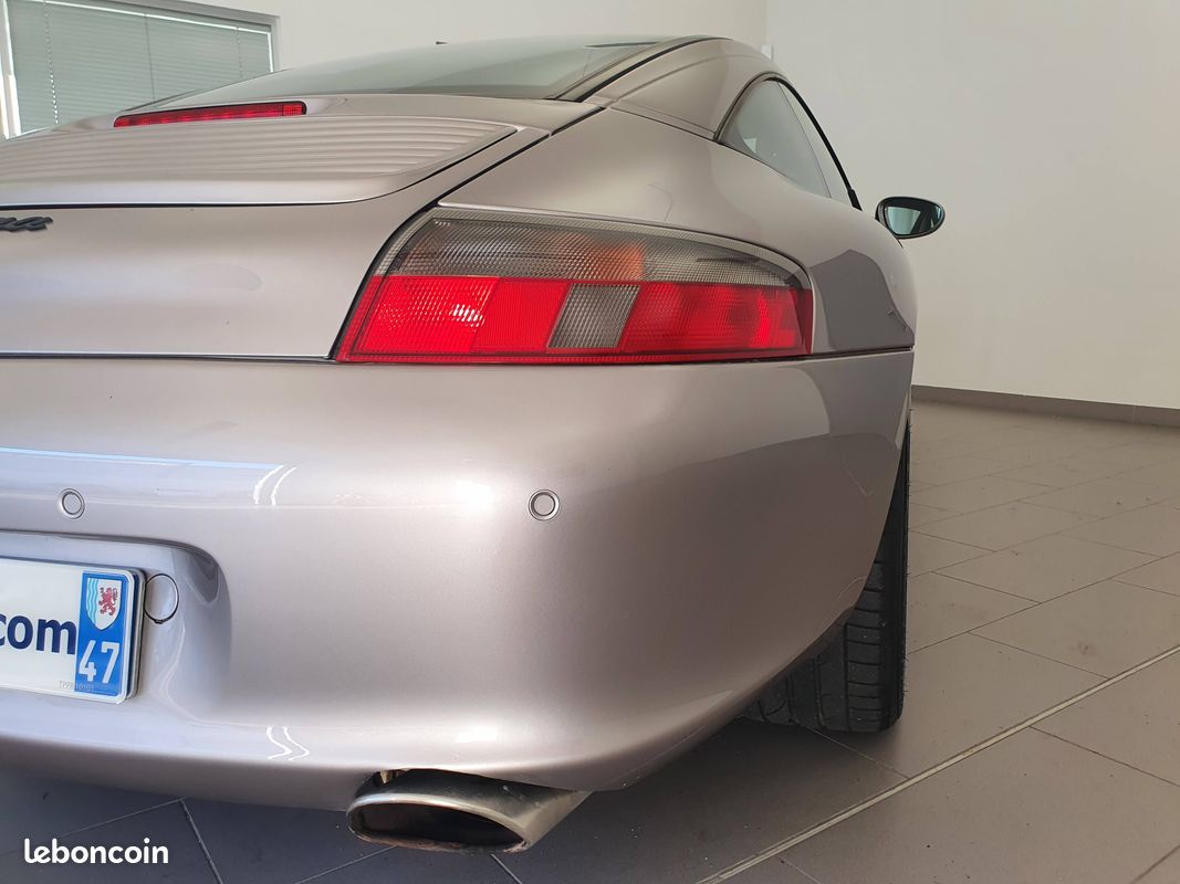 PORSCHE 911 3.6i Targa Tiptronic S (image 30)