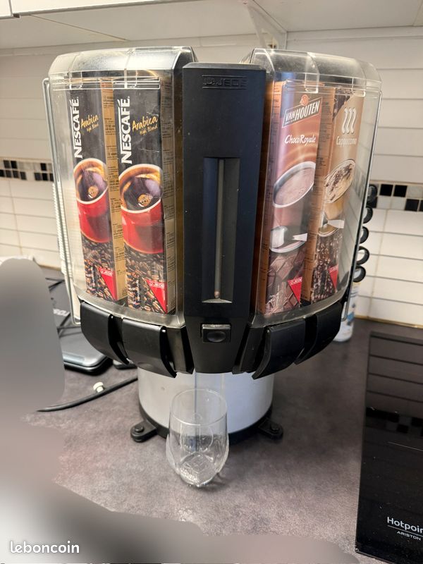 Distributeur de boissons (image 1)