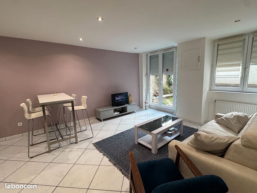 Appartement 2 pièces 42 m² · à Saint-Étienne · 42 m² · 555 €