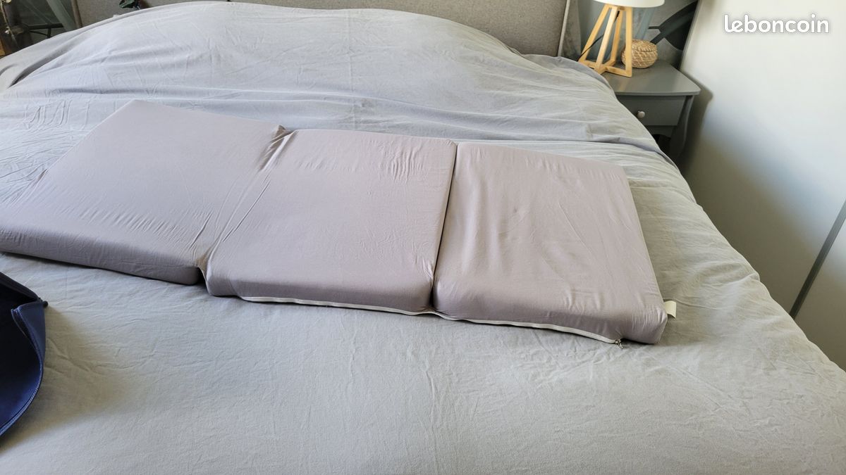 Matelas bébé de voyage (image 1)
