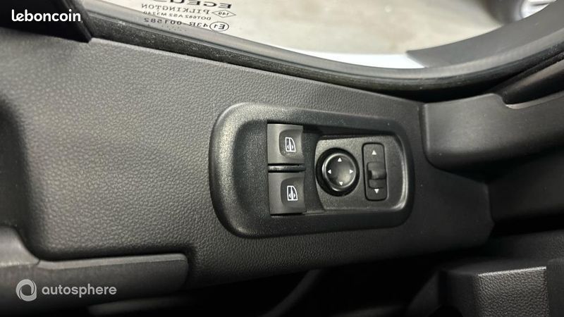 Renault Master Véhicule utilitaire ou Société F3500 L3H3 2.3 Blue dCi 135ch Confort Euro6E (image 29)