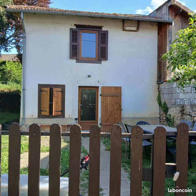 Maison 3 pièces 50 m² · à Dore-l'Église · 50 m² · 530 €/mois