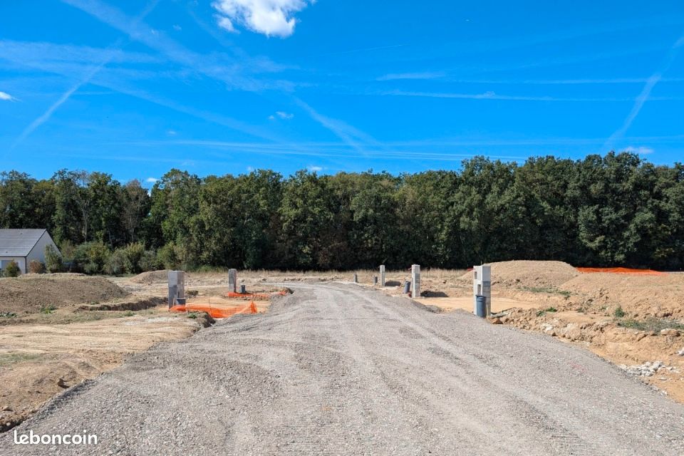 Terrain 485 m² Morancez · 95 400 €