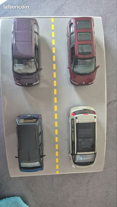 COFFRET 3 RENAULT ESPACE LES 20 ANS 1984-2004 UNIVERSAL HOBBIES