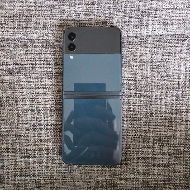 Samsung Galaxy Z Flip3 (image 13)