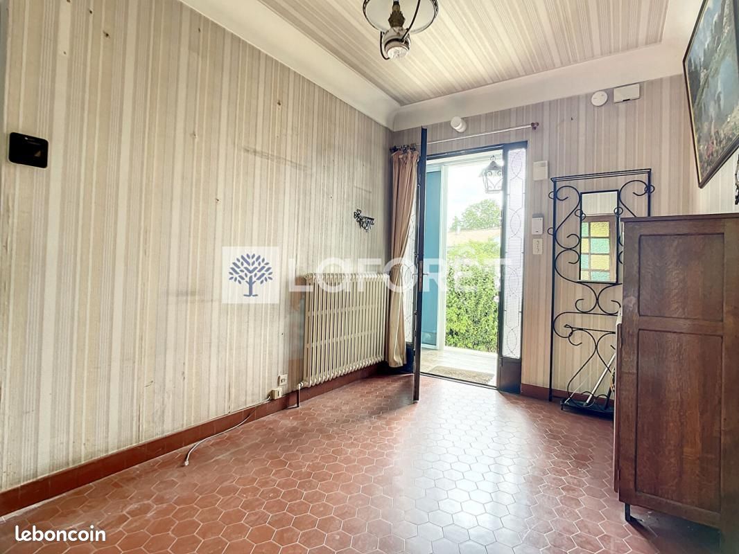 Pavillon 4 pièces 118 m² - Parthenay 79200 (image principale 4)