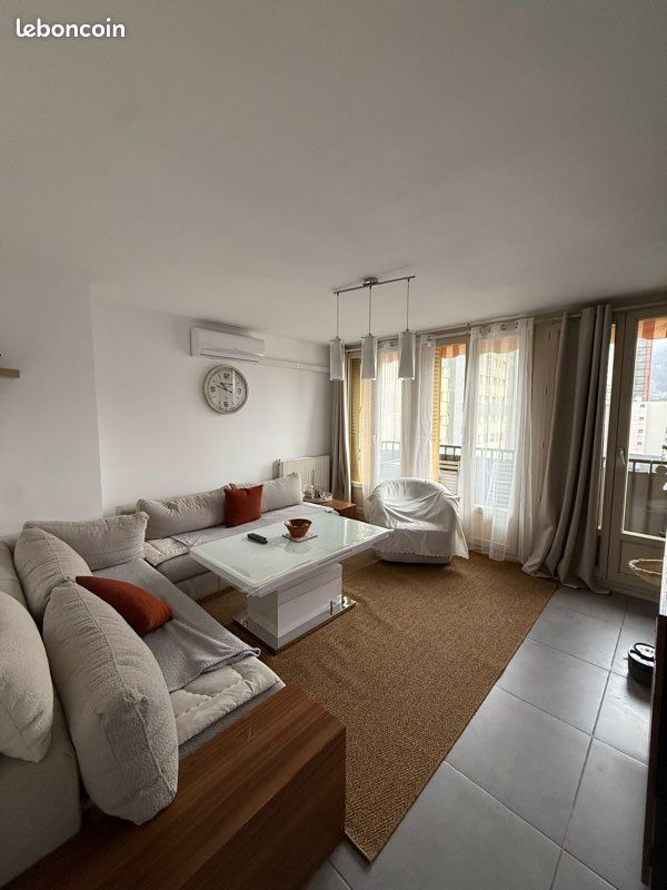Appartement 4 pièces 70 m² · à Échirolles · 70 m² · 850 €/mois