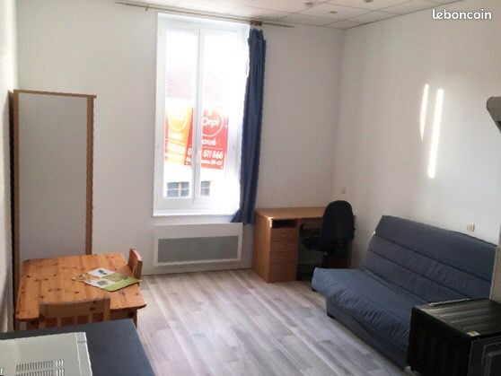 Appartement 1 pièce 19 m² · à Montélimar · 19 m² · 335 €