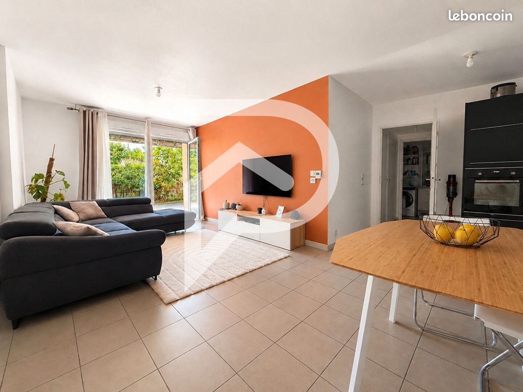 Appartement 3 pièces 64 m² · à Vaulx-en-Velin · 64 m² · 220 000 €