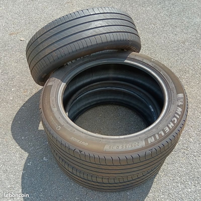 Pneu Michelin 205 55 R19 (image 2)
