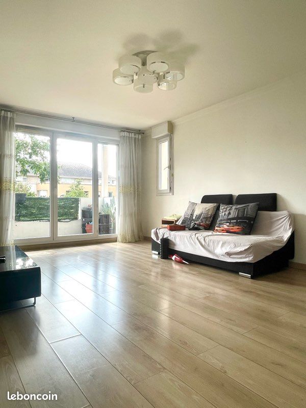 Appartement 3 pièces 67 m² · à Créteil · 67 m² · 1 400 €