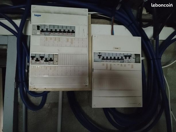 https://img.leboncoin.fr/api/v1/lbcpb1/images/df/26/d9/df26d93f51bc1a78d2356ddba4ab7ee2da44f2c5.jpg?rule=ad-image