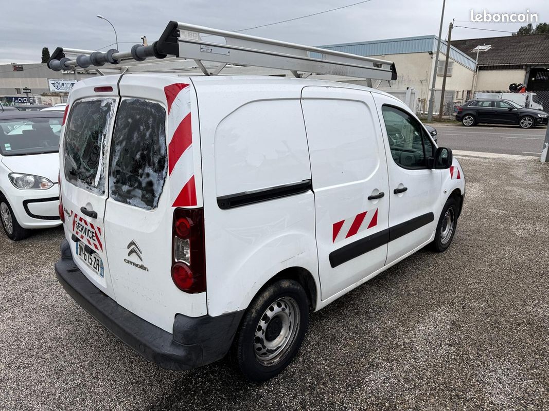 Citroen BERLINGO 20 L1 1.6 HDI 75 CLUB (image 3)