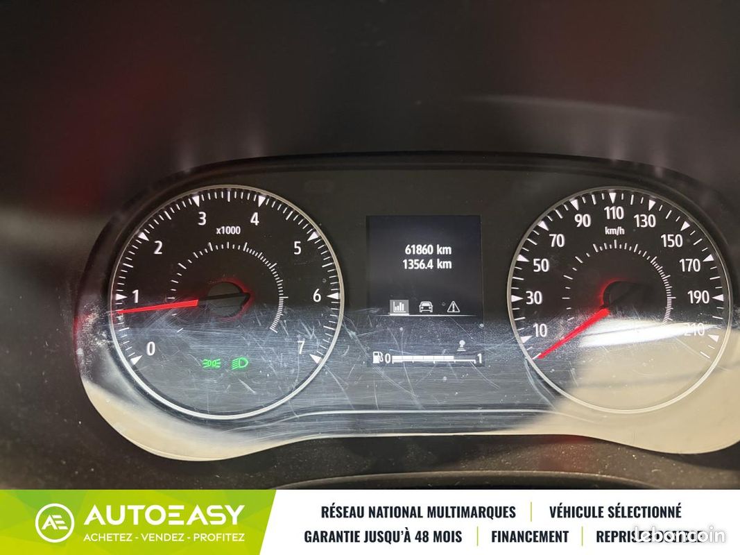 Dacia Jogger Dacia Jogger 1.0 TCe 110ch Extreme plus 5 places Carplay attelage (image 13)