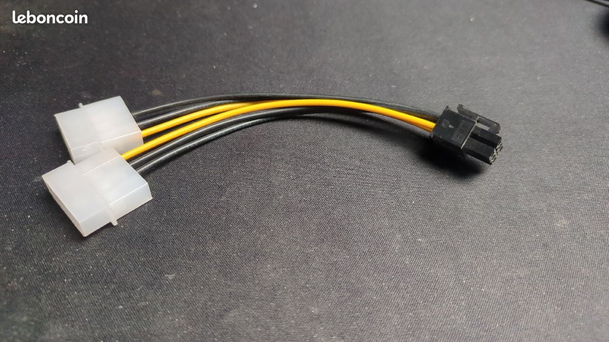 Câble double Molex to 6 Pin
Environ 14 cm
Câble neuf
Envoi rapide et soigné (image 1)