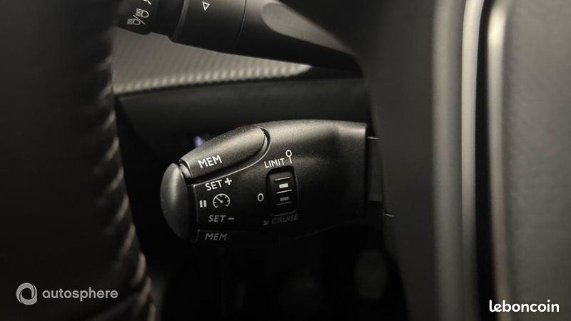 Peugeot 208 1.2 PureTech 75ch S&S Active Pack (image 25)