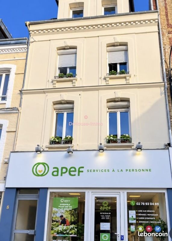 Immeuble 180 m² · à Montivilliers · 180 m² · 370 000 €