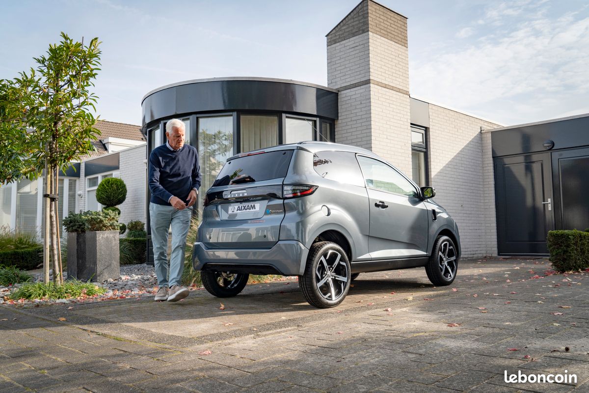 Voiture sans permis AIXAM CROSSOVER AVEC MOTEUR DIESEL KUBOTA EURO 5+ Neuf et dispo immédiat: La plus grande voiture sans permis (image 5)