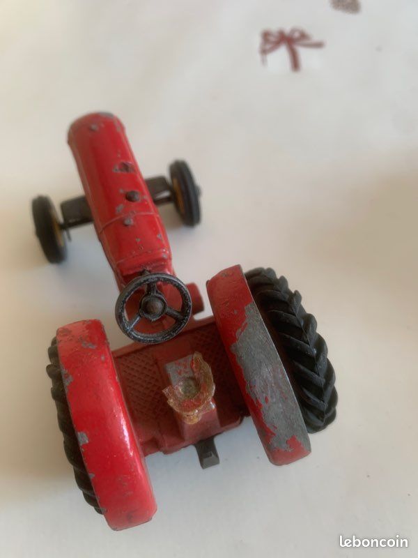 Dinky toys Massey Harris 321 avec remorque (image 2)