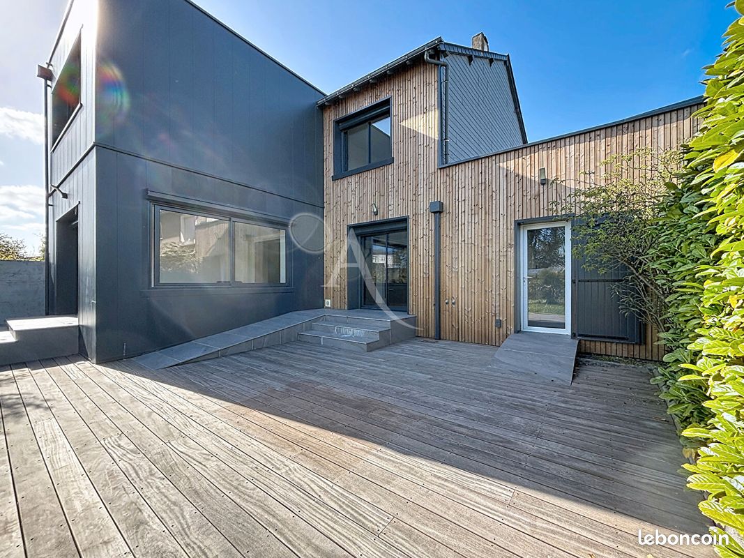 Maison 5 pièces 138 m² · à Angers · 138 m² · 1 869 €/mois