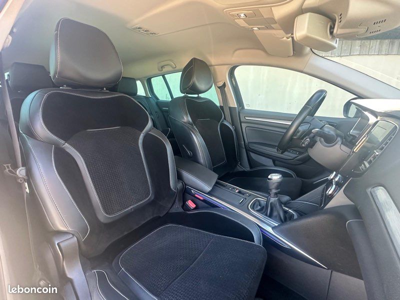 Renault Mégane Estate - Gt Line - Dci 130ch - Caméra, CarPlay, pack Led, Feux Led, sièges Confort, radars avants et arrières (image 9)