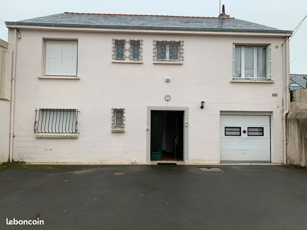 Maison 9 pièces 180 m² · à Nantes · 180 m² · 430 000 €