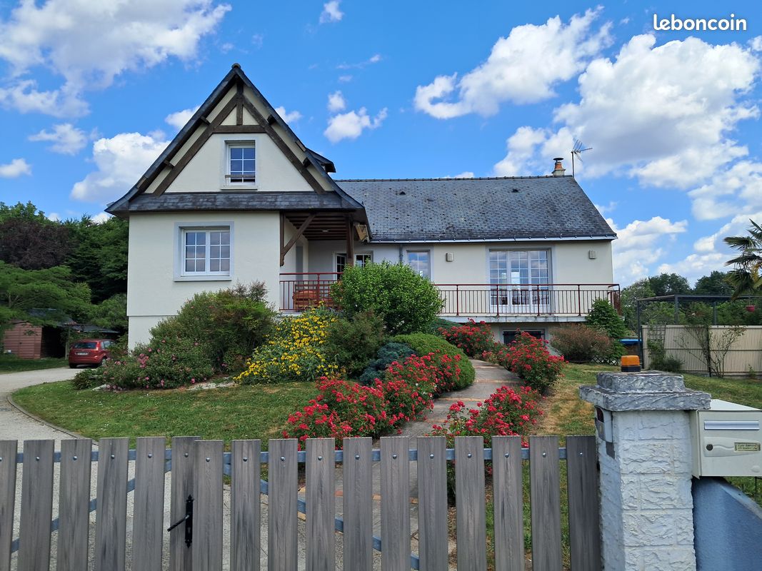 Maison 7 pièces 167 m² · à Verrières-en-Anjou · 167 m² · 394 000 €