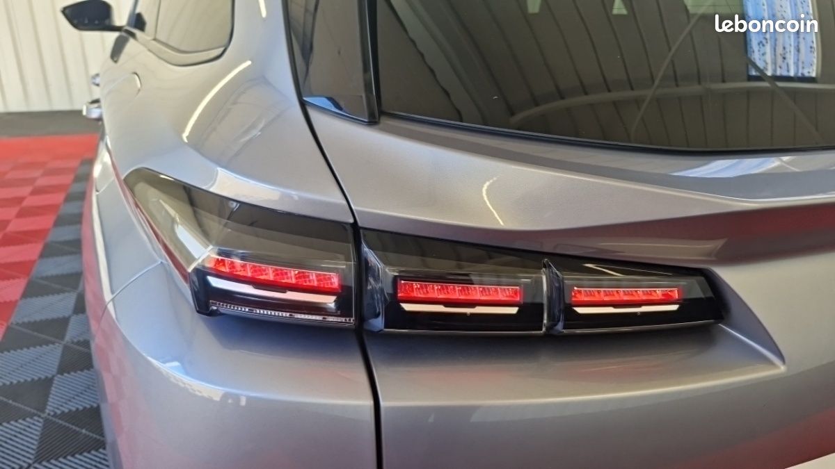 Peugeot 308 SW PHEV 180 E-EAT8 ALLURE PACK (image 35)