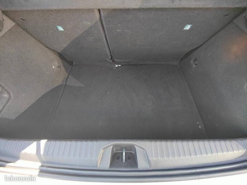 Renault Clio 1.5 Blue dCi 100ch Evolution (image 9)