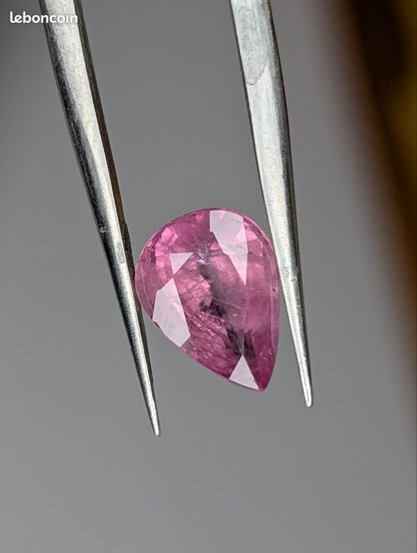 Rubis Naturel 1,87 Carats Avec Certificat Gemmologique GIT - Superbe Pierre Précieuse
