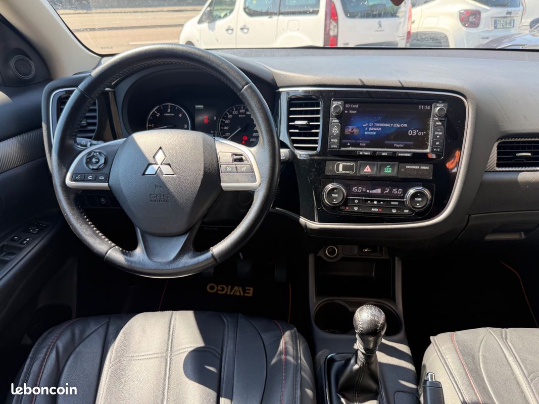 MITSUBISHI OUTLANDER 2.2 DID 150 CH INVITE 4Wd (image 3)