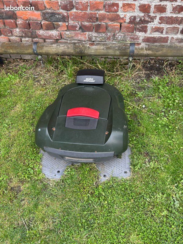 Robot tondeuse Husqvarna 220 AC (image 3)