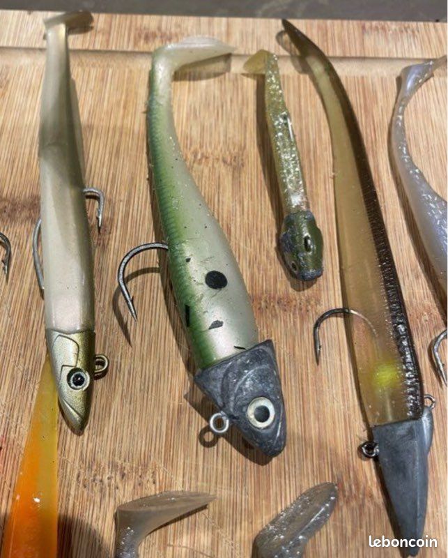 Lot De 27 Leurres Souples Vintage - Pêche Au Bar En Eau Douce - Assortis Et Colorés
