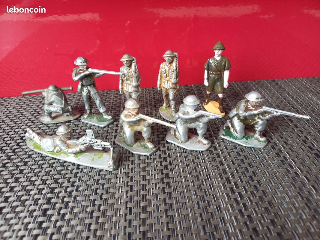 Lot De 8 Soldats Quiralu – Garde Royale Écossaise – Métal Peint 50mm (WW1)