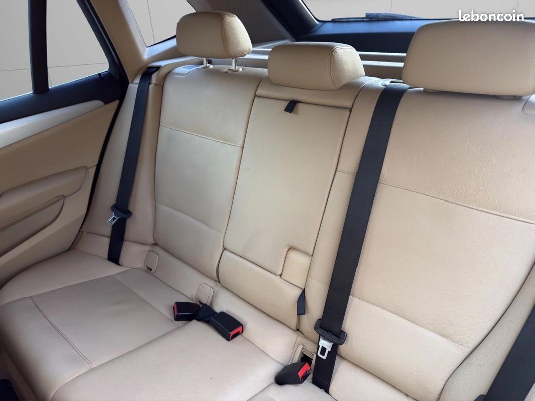 Bmw X1 18 D 145 LOUNGE SDRIVE (image 15)