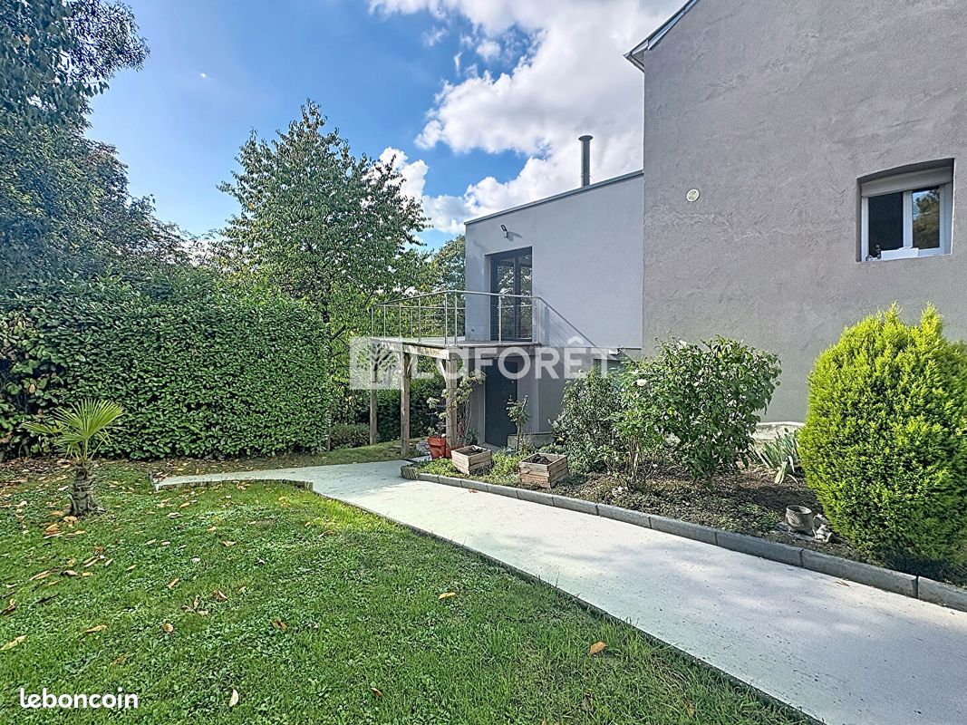 Maison 4 pièces 75 m² · à Mont-Saint-Aignan · 75 m² · 230 000 €