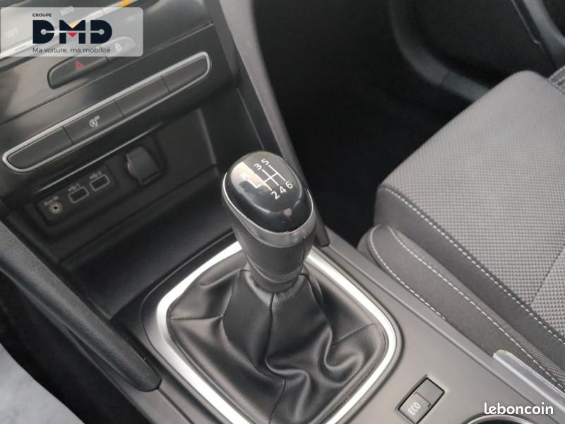 Renault Megane 1.3 TCe 140ch Evolution (image 8)