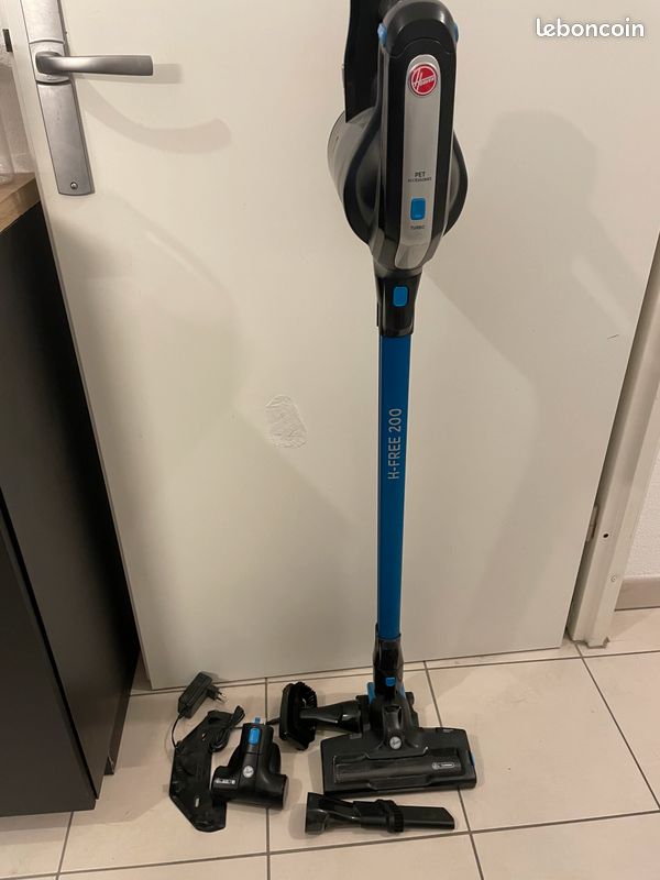 Aspirateur Hoover H free 200 accessoires pet (image 1)