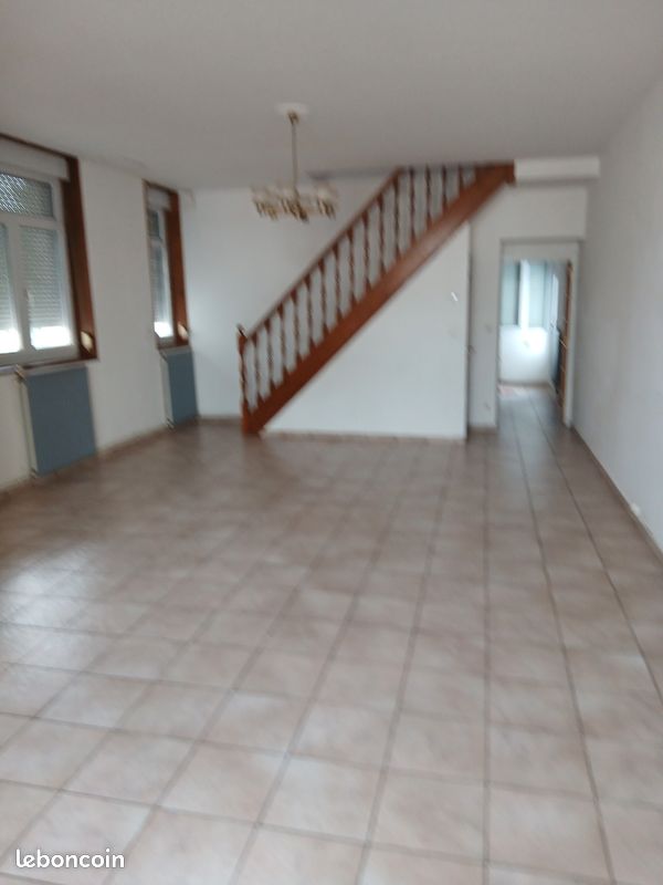 Maison 16 pièces 350 m² · à Fresnes-sur-Escaut · 350 m² · 235 000 €