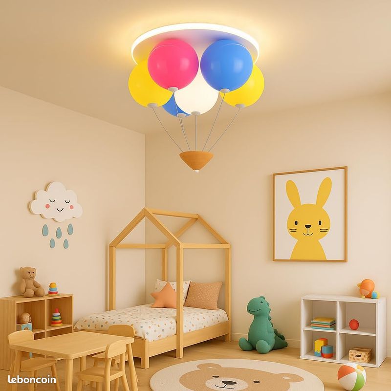 BOBOPAI Plafonnier Chambre Enfant Ballon & Maison LED - Lustre Suspendu Bois Télécommandé - 9 Ampoules Couleur Incluses
