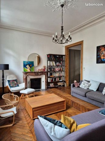 Maison 9 pièces 216 m²