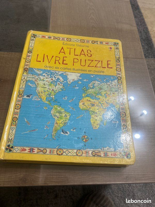 Livre puzzle atlas (image 1)