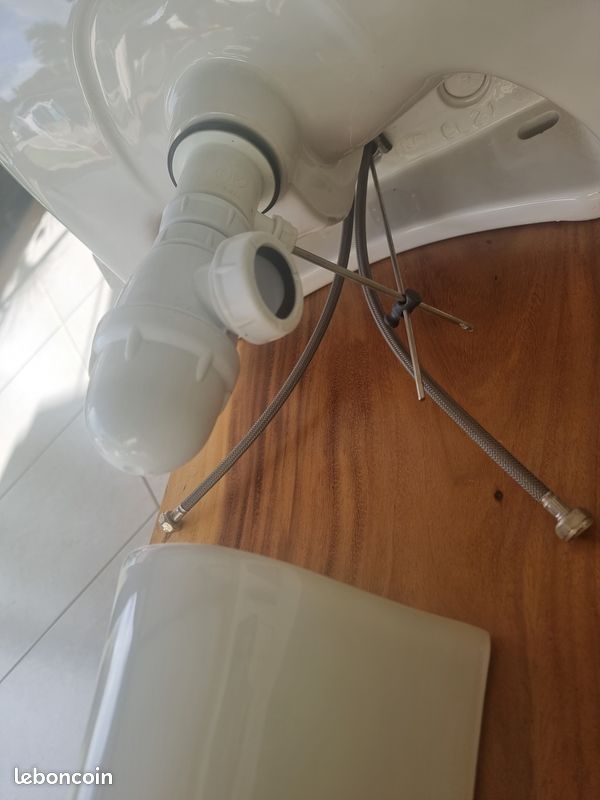 Lavabo complet avec sa colonne à vendre (image 2)